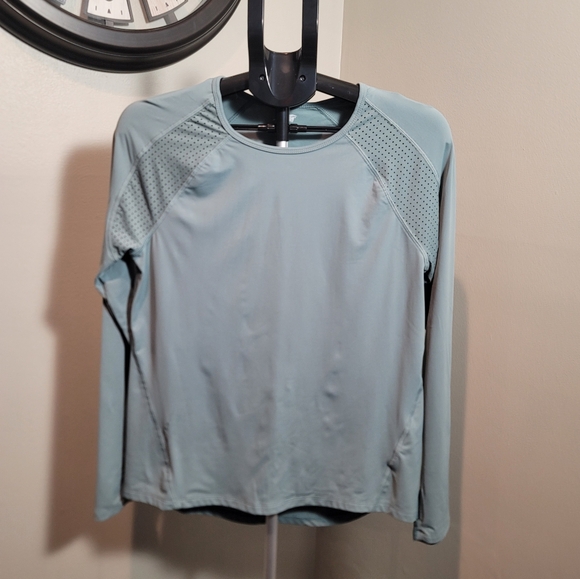 AVIA Women's Green Sage Long Sleeve Performance Tee Shirt-Dry Fit - Size M - Picture 3 of 7